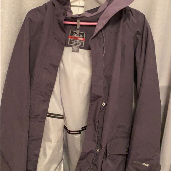 Clothes - Picture 10 of 16